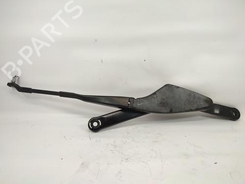 Used Front windshield wiper arm MERCEDES-BENZ S-CLASS (W220) S 500 4-matic (220.084, 220.184) (306 hp) 13655931