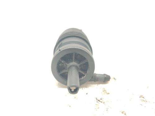 Washer pump MERCEDES-BENZ C-CLASS Coupe (CL203) C 180 Kompressor (203.746) | BP30822399E24