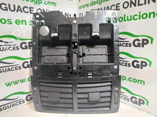 Instrumentbræt PEUGEOT 407 (6D_) 2.0 HDi (6DRHRH) (140 hp) 7147955