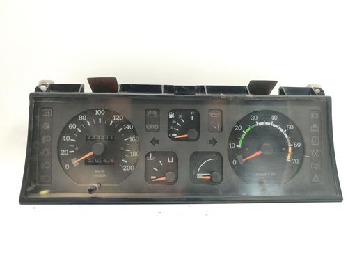 Used Instrument cluster RENAULT 11 (B/C37_) [1983-1995]  28794837