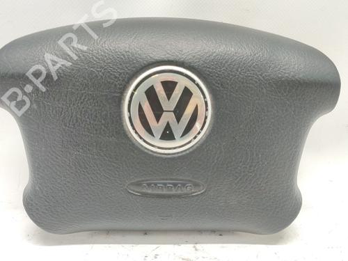 driver-airbag-vw-passat-b5-3b2-1996-1997-1998-1999-2000-2001-36042529 main image