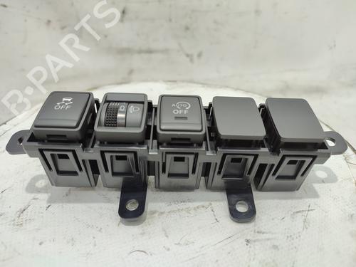 Used Switch NISSAN PULSAR Hatchback (C13) [2014-2025]  20147669