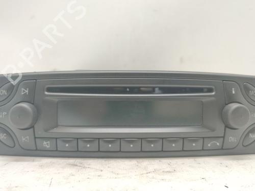 Used Radio Radio MERCEDES-BENZ C-CLASS (W203) C 220 CDI (203.006, 203.008) (143 hp) 34704450 34704450
