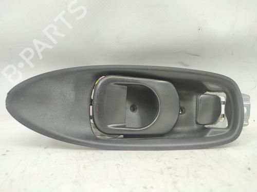 Venstre foran invendig håndtak TATA INDIGO MARINA (4_V2) 1.4 (85 hp) 13913761