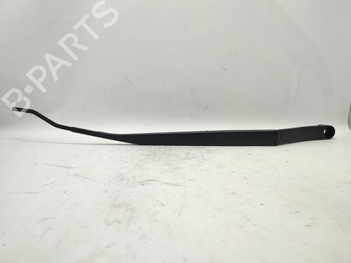 Used Front windshield wiper arm KIA CARENS III MPV (UN) 2.0 CRDi 140 (140 hp) 30136284