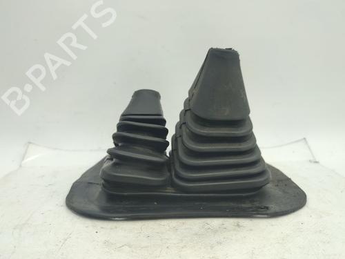 other-mitsubishi-pajero-i-canvas-top-l04_g-1982-1983-1984-1985-1986-1987-1988-1989-1990-32028528 main image