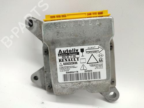Used ECU airbags ECU airbags RENAULT LAGUNA II (BG0/1_) 1.9 dCi (BG08, BG0G) (120 hp) 33832045 33832045
