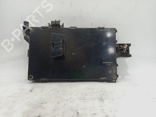 Used Fuse box Fuse box RENAULT CLIO II (BB_, CB_) 1.5 dCi (B/CB07) (65 hp) 33887263 33887263
