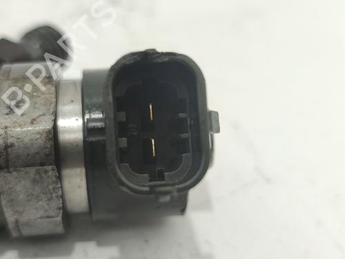 Injector VOLVO S60 I (384) D5 | BP37178490M100 - Image 2