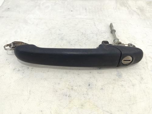 Used Front left exterior door handle Front left exterior door handle SEAT CORDOBA (6K1, 6K2) 1.9 D (68 hp) 40196428 40196428