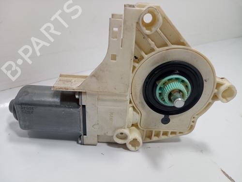 Used Left rear window motor LAND ROVER DISCOVERY III (L319) 2.7 TD 4x4 (190 hp) 7141582