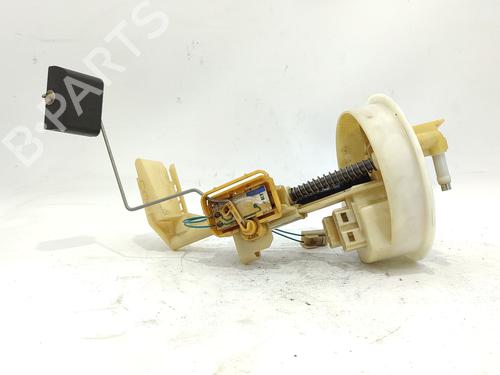 Used Fuel pump MERCEDES-BENZ E-CLASS (W211) E 220 CDI (211.006) (150 hp) 29210585