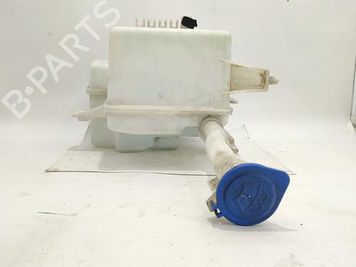 Used Windscreen washer tank VOLVO V40 Hatchback (525) D2 (120 hp) 31710192