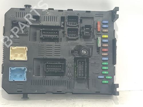 Used Fuse box Fuse box CITROËN C5 II (RC_) 1.6 HDi (RC8HZB) (109 hp) 40506456 40506456