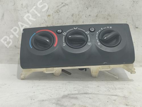 Used Climate control RENAULT CLIO II (BB_, CB_) 1.2 (BB0A, BB0F, BB10, BB1K, BB28, BB2D, BB2H, CB0A,... (58 hp) 23106422
