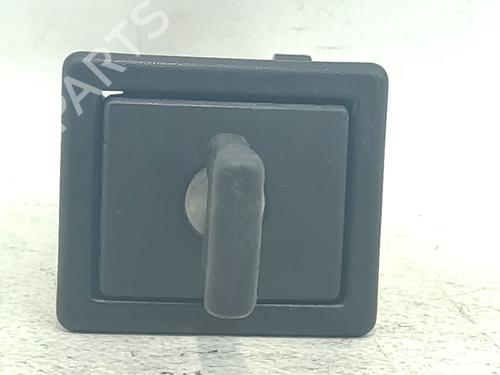Used Tailgate handle Tailgate handle 38703532 38703532