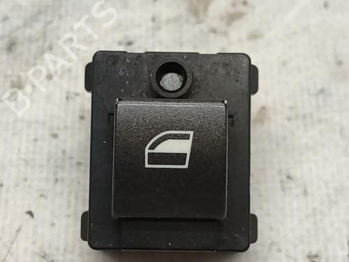 Interrupteur de vitre avant droite BMW 7 (E65, E66, E67) 730 d (218 hp) 26438648