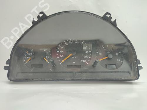 Used Instrument cluster MERCEDES-BENZ M-CLASS (W163) [1998-2005]  16032930