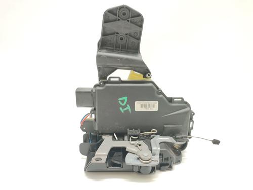 Front left lock VW PASSAT B5.5 Variant (3B6) 1.9 TDI | BP33832070C98 - Image 2