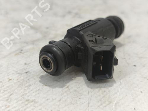 Used Injector MERCEDES-BENZ CLK (C208) [1997-2003]  16950859
