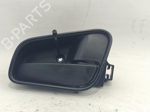 Højre fortil invendig håndtag Højre fortil invendig håndtag FIAT FIORINO Box Body/MPV (225_) 1.3 D Multijet (225BXD1A, 225BXB1A, 225BXB11) (75 hp) 36994752 36994752