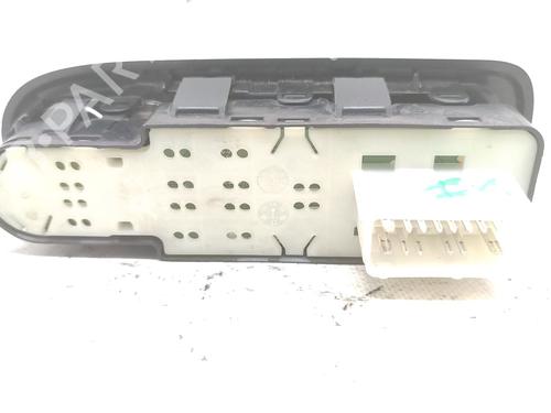 Left front window switch CITROËN C3 II (SC_) 1.2 VTi 82 | BP28214924I27 