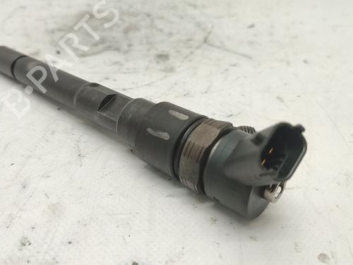 Used Injector HYUNDAI SONATA V (NF) 2.0 CRDi (140 hp) 26741252