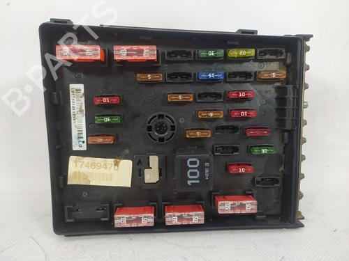 Used Fuse box VW PASSAT B6 (3C2) [2005-2010]  10285992