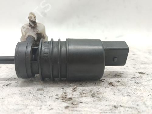 Washer pump VW TOURAN (1T3) 1.6 TDI | BP37444831E24 - Image 2