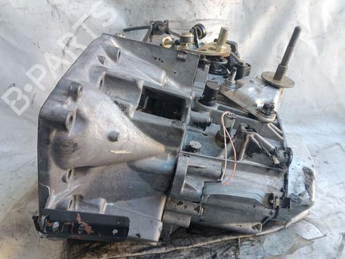 Gearkasse Gearkasse PEUGEOT 406 (8B) 2.0 HDI 110 (109 hp) 39890515 39890515