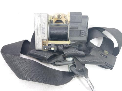 Used Front left seatbelt MERCEDES-BENZ S-CLASS (W220) S 400 CDI (220.028, 220.128) (250 hp) 10011231
