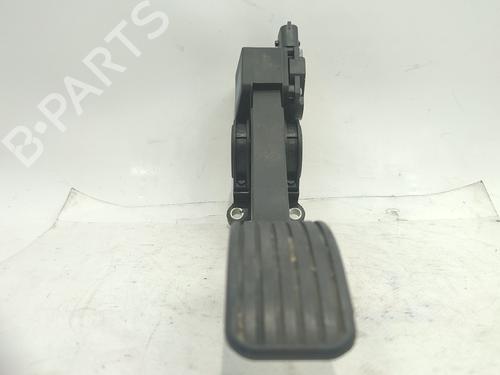 pedal-kia-carnival-ii-gq-1999-2000-2001-2002-2003-2004-2005-2006-2007-32096358 main image