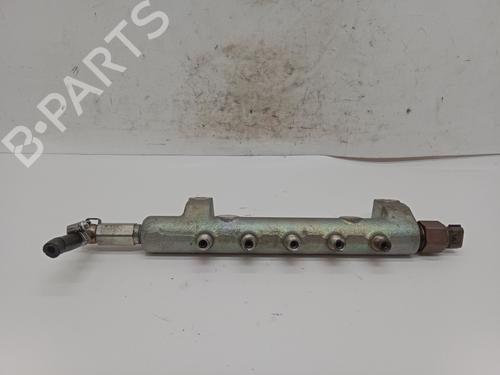 Used Injection rail NISSAN X-TRAIL I (T30) 2.2 dCi 4x4 (136 hp) 28351748