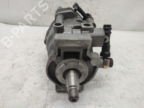Used Injection pump RENAULT MEGANE II Estate (KM0/1_) [2003-2012]  18550805