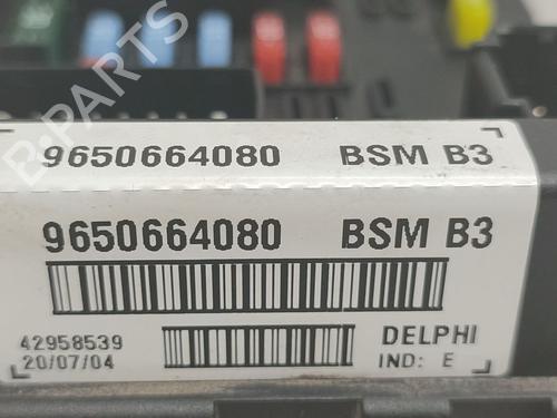 Fuse box PEUGEOT 807 (EB_) 2.0 HDi | BP26167438E1