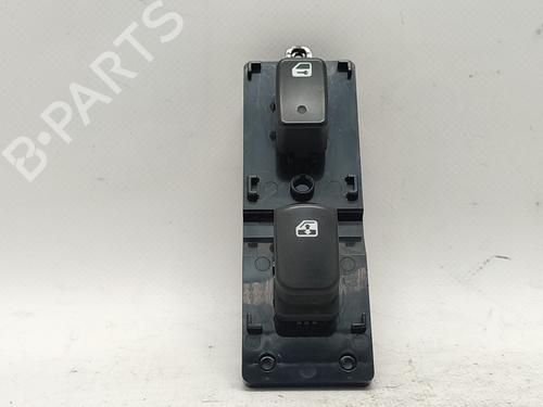 Used Right front window switch KIA CARENS III MPV (UN) 2.0 CRDi 140 (140 hp) 30136293