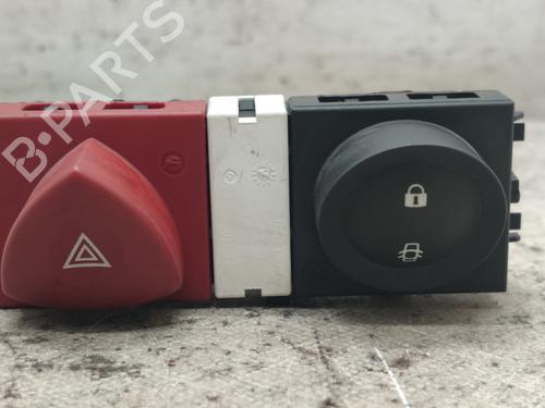 Used Warning switch RENAULT MEGANE II (BM0/1_, CM0/1_) [2001-2012]  17837603
