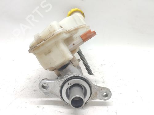 Used Brake master cylinder Brake master cylinder PEUGEOT 207 (WA_, WC_) 1.4 (75 hp) 34693822 34693822