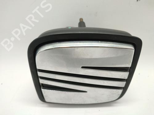 Bagagerumshåndtag Bagagerumshåndtag SEAT IBIZA II (6K1) 1.4 (60 hp) 33843909 33843909