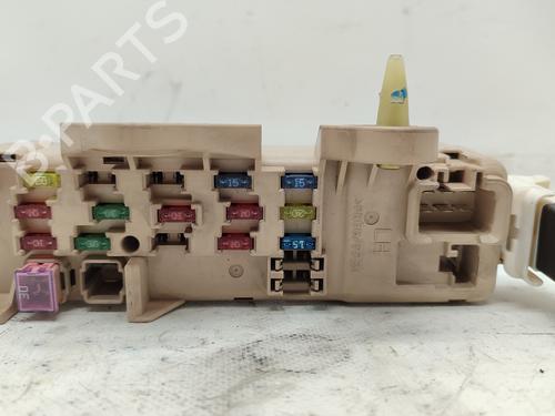 Used Fuse box MAZDA 323 F VI Hatchback (BJ) [1998-2004]  20106070