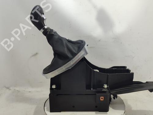 Used Gear lever OPEL INSIGNIA A Sports Tourer (G09) [2008-2017]  19308053
