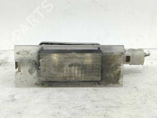 licence-plate-light-renault-megane-ii-bm01_-cm01_-2001-2002-2003-2004-2005-2006-2007-2008-2009-2010-2011-2012-32220419 main image