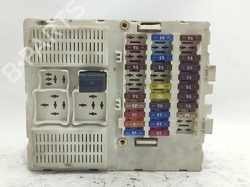 fuse-box-ford-tourneo-connect-2002-2003-2004-2005-2006-2007-2008-2009-2010-2011-2012-2013-37758289 main image