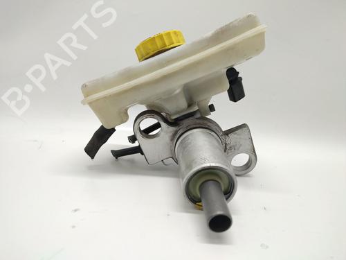 Used Brake master cylinder Brake master cylinder VW PASSAT B5.5 Variant (3B6) 1.9 TDI (130 hp) 33832099 33832099