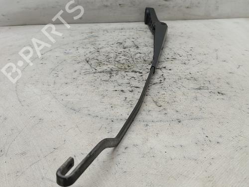 Front windshield wiper arm LAND ROVER FREELANDER I (L314) 2.0 DI 4x4 | BP17837663C143 