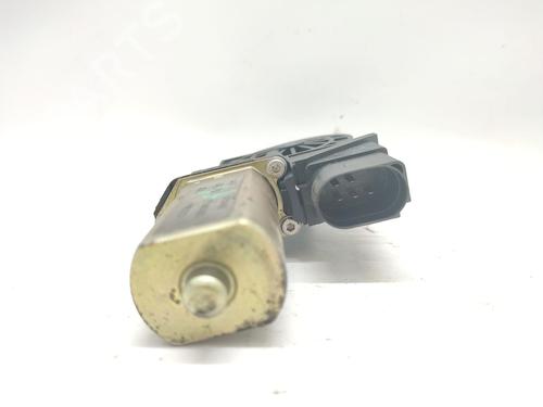 Left rear window motor BMW 1 (E87) 118 d | BP34138001E23 - Image 3
