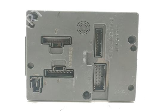 Used Fuse box Fuse box RENAULT MEGANE I (BA0/1_) 1.9 dTi (BA08, BA0N) (98 hp) 33760353 33760353