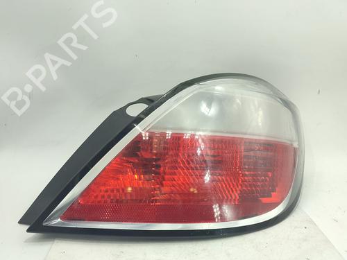 Feu arrière droit OPEL ASTRA H (A04) 1.7 CDTI (L48) (100 hp) 31860098