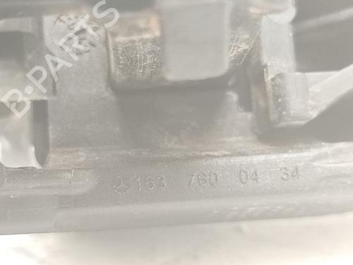 Rear left exterior door handle MERCEDES-BENZ M-CLASS (W163) ML 270 CDI (163.113) | BP26167352C130 