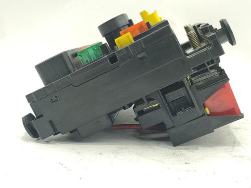 Fuse box PEUGEOT 307 SW (3H) 2.0 HDi 135 | BP29360982E1 